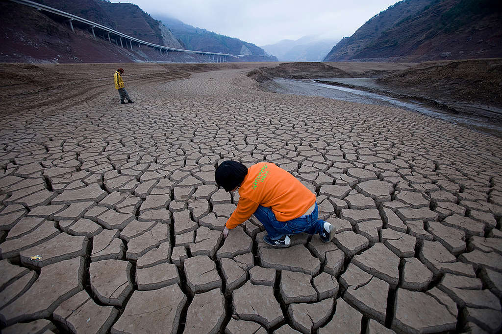 Severe Drought in China. © Lu Guang / Greenpeace Tørke i Kina.